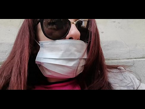 ❤️ Николетта мстит своему соседу и писает в его гараже (Специальный Covid19 Итальянский карантин) ❤️ Порно видео у нас ❤